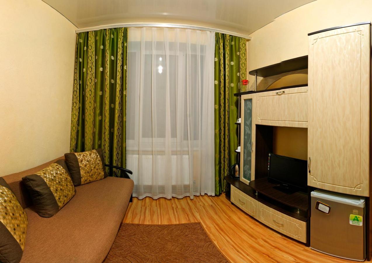 De Luxe Hotell Chmilnik Exteriör bild