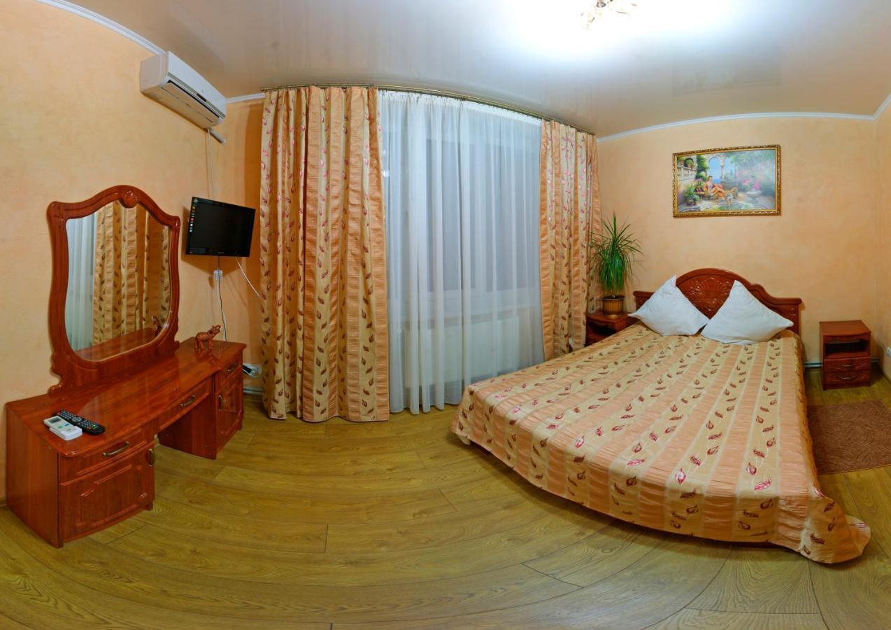 De Luxe Hotell Chmilnik Exteriör bild