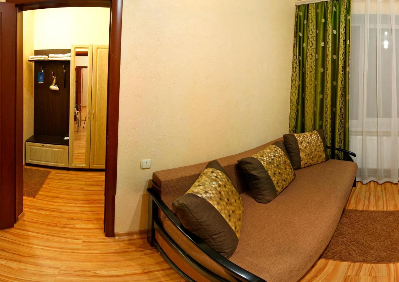 De Luxe Hotell Chmilnik Exteriör bild