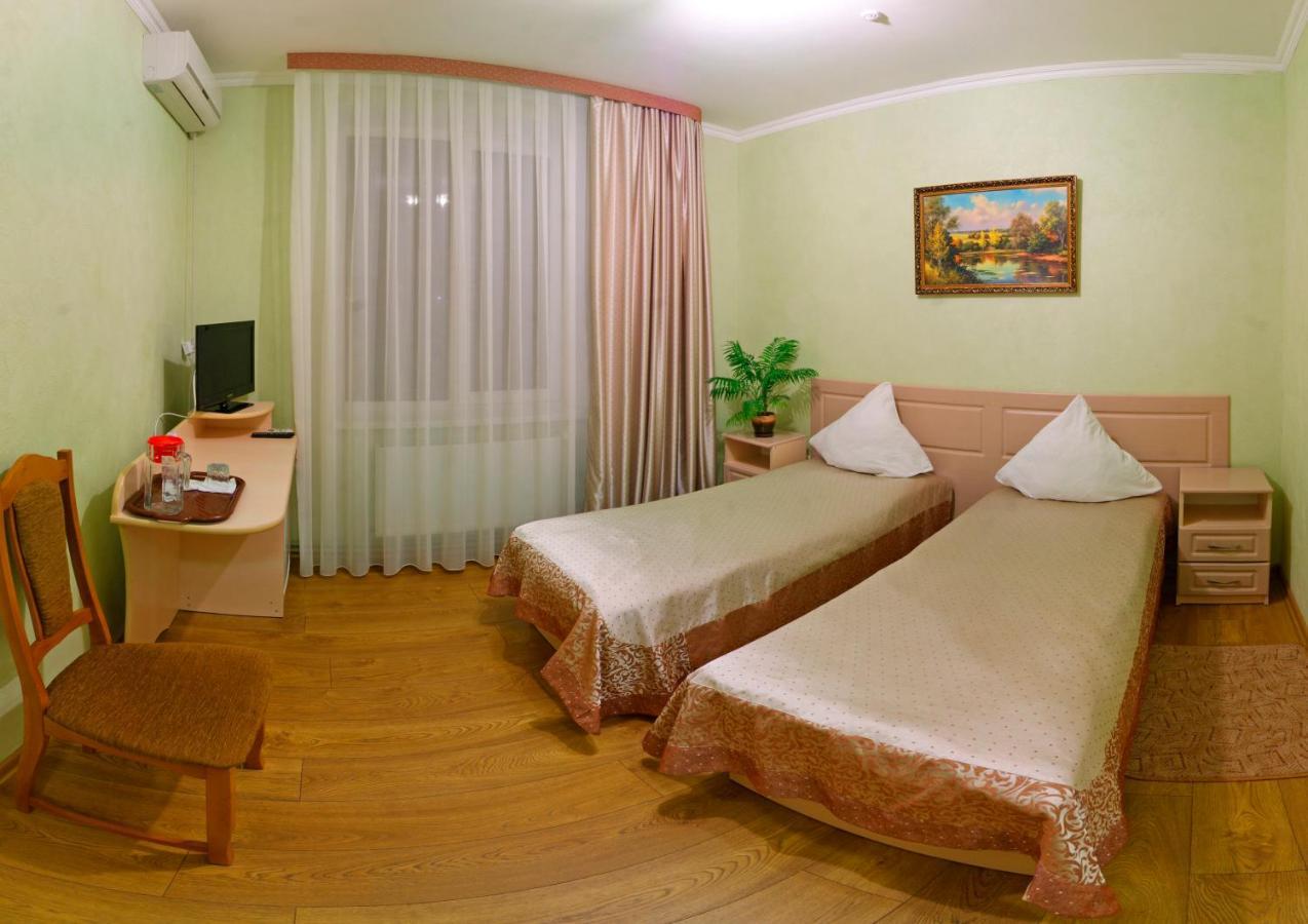 De Luxe Hotell Chmilnik Exteriör bild