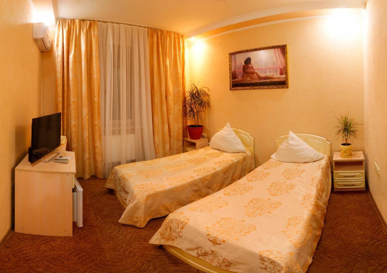 De Luxe Hotell Chmilnik Exteriör bild