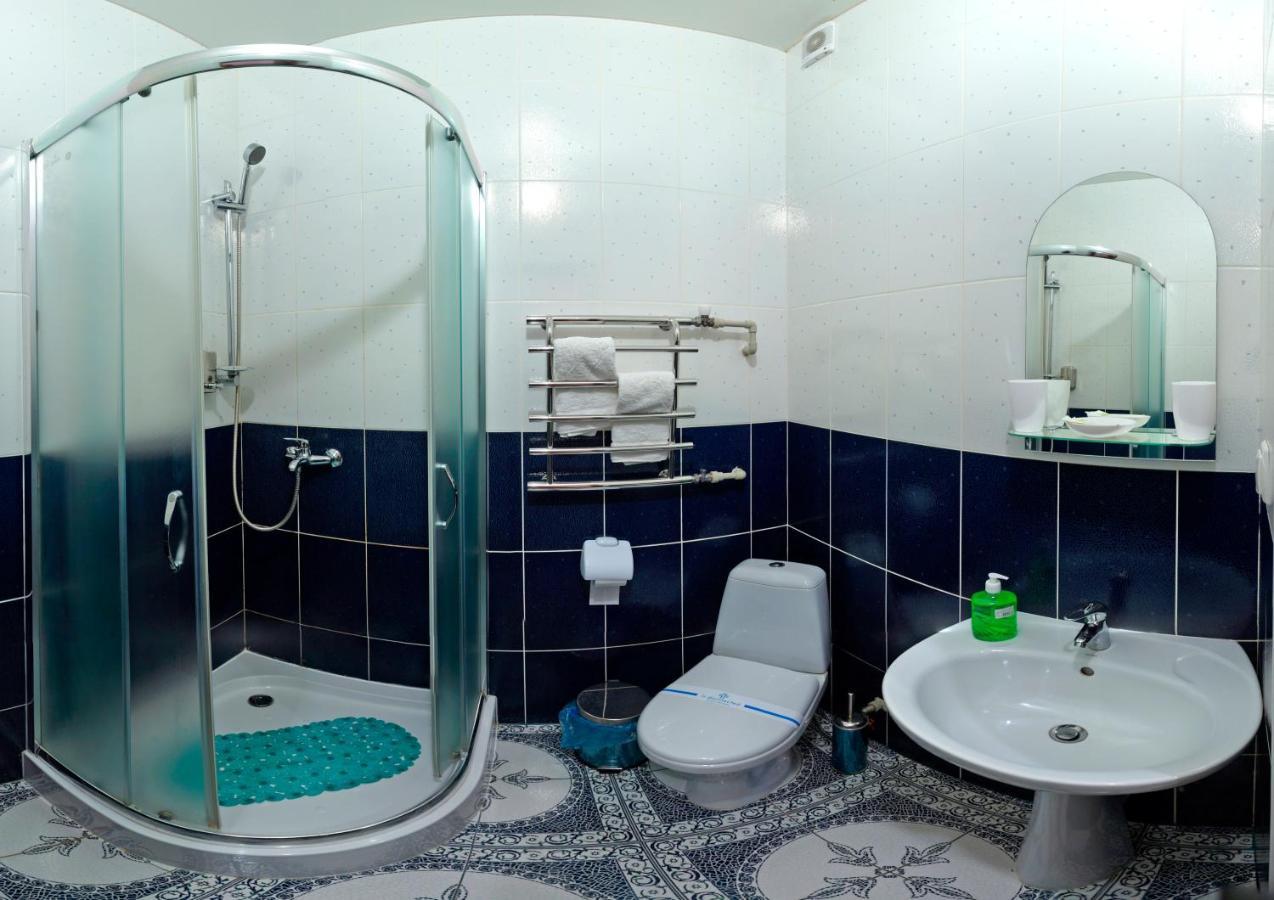 De Luxe Hotell Chmilnik Exteriör bild